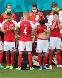  药厂中场核心续约至二零二七  