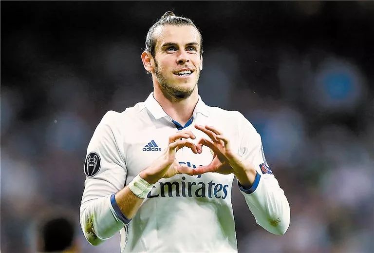  弗赖堡主帅续约至2026年夏季  