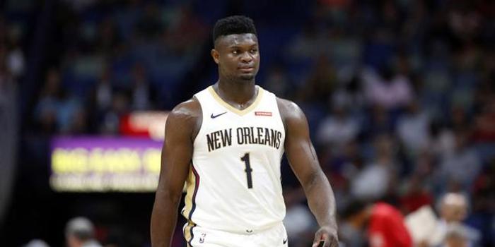  布罗格登末节发威开拓者逆转鹈鹕止连败